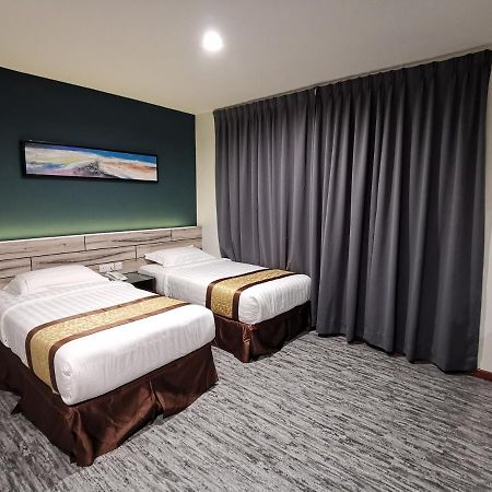 Meriton Inn Kuantan Exteriör bild