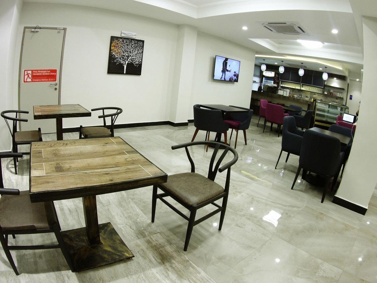 Meriton Inn Kuantan Exteriör bild